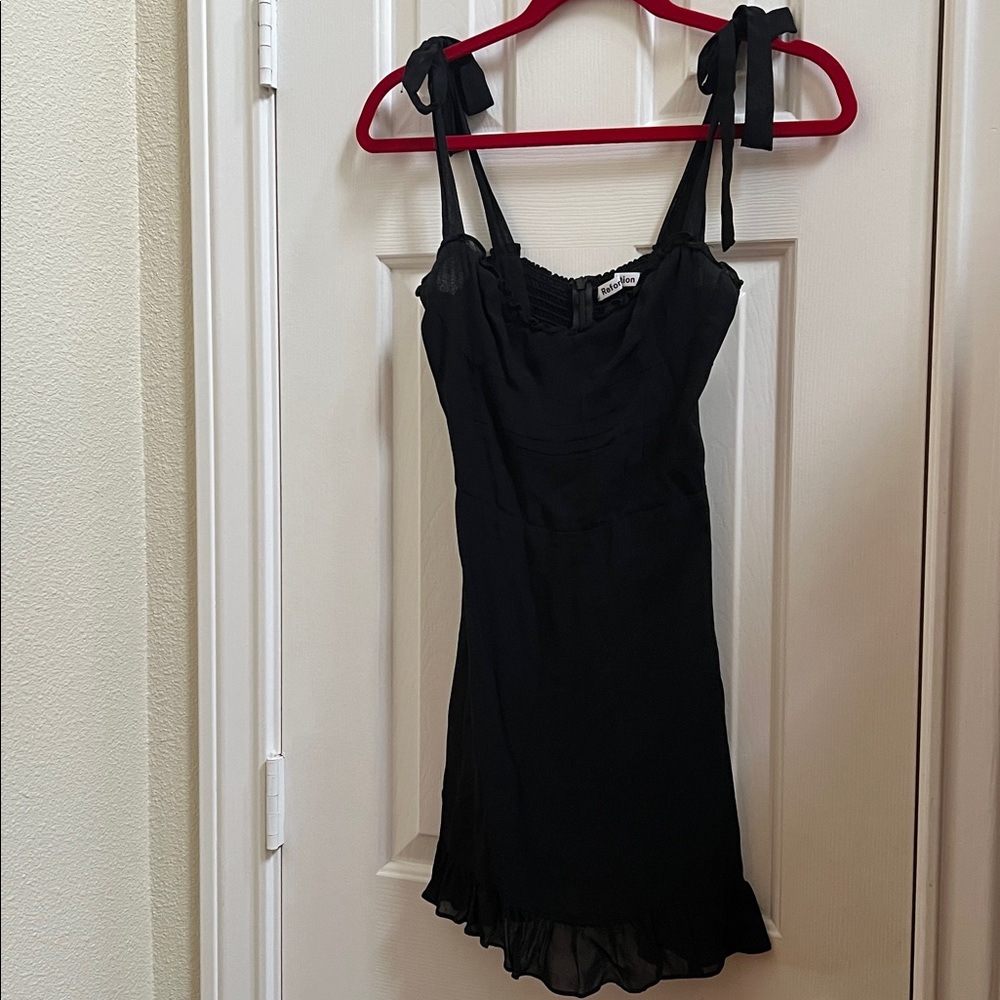 Reformation Christine Mini Dress Black Ruffle Hem Tie Strap size 0 USA LBD - Picture 3 of 9
